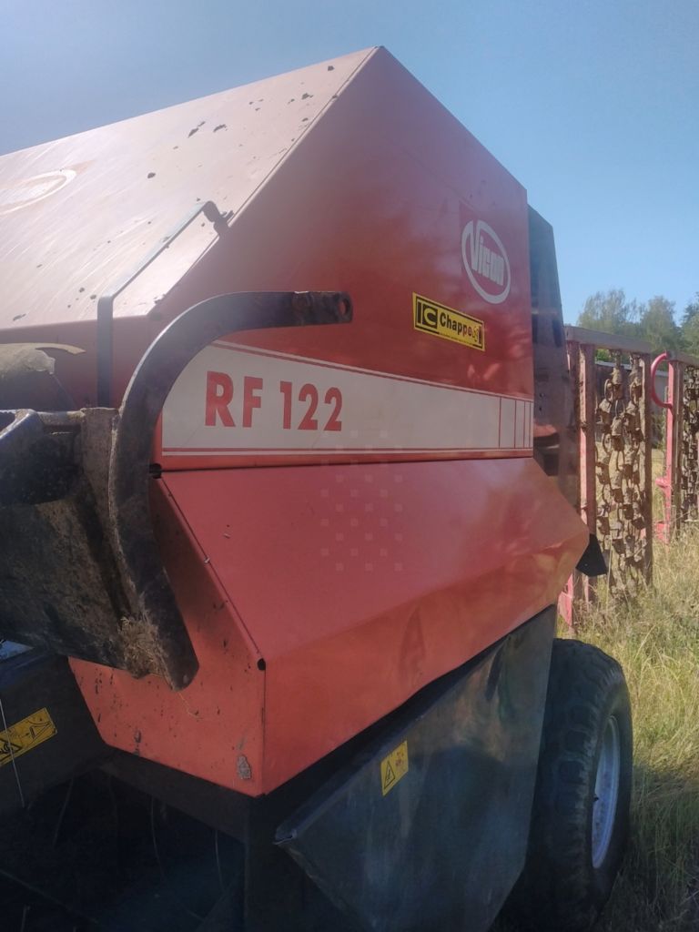 Vicon RF 122 Baler €5,500