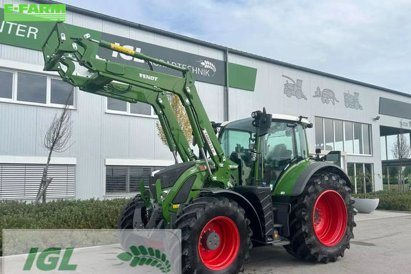 Fendt 724 Vario Profi Plus Tractor €190,800