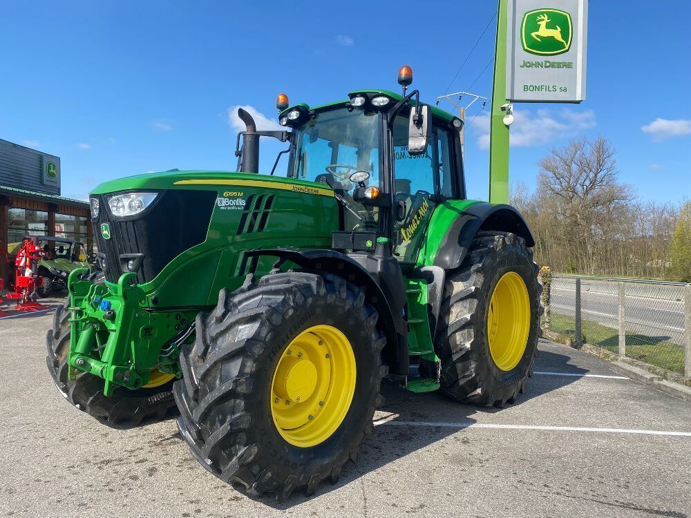 John Deere 6195 M Tractor €98,000