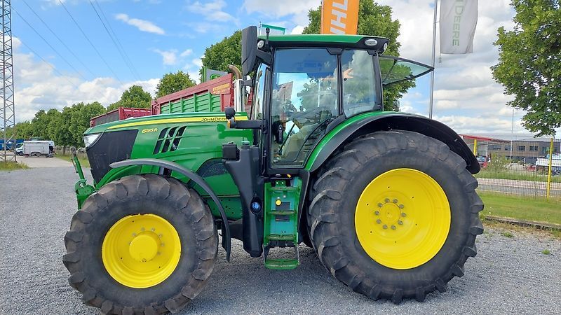 John Deere 6195 R Tractor €99,500