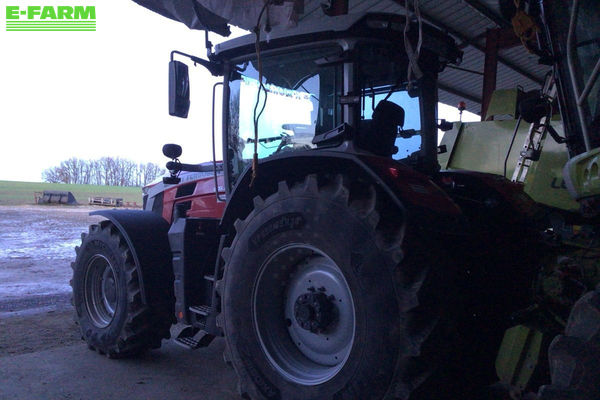 Massey Ferguson 8S.205 Traktor 129.500 €