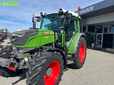 E-FARM: Fendt 211 Vario - Tractor - id JRXCBX6 - 85.000 EUR - Anul: 2021 - Ore motor: 1.324,Puterea motorului: 121,Franța