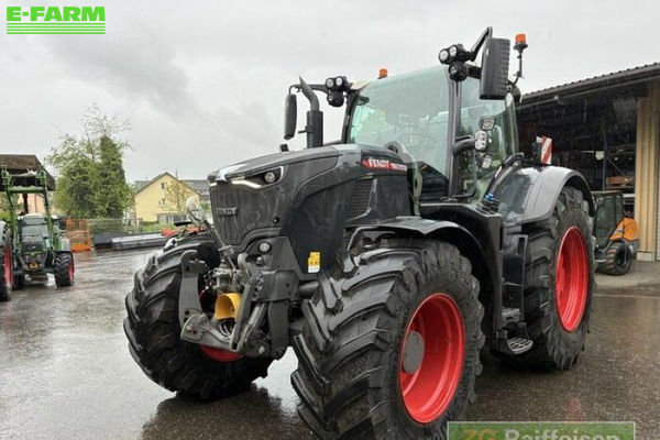 Fendt 728 Vario Tractor €248,000