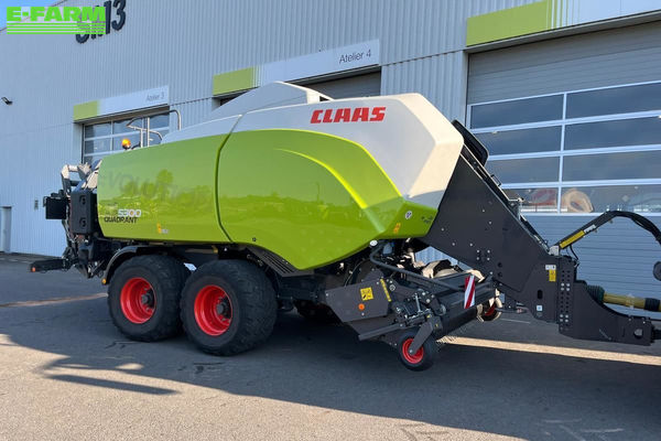 Claas Quadrant 5300 RF Baler €129,000