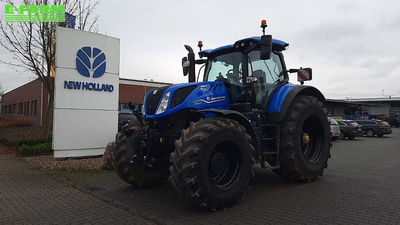 E-FARM: New Holland T7.300 AC - Tractor - id 4YQDCRD - €184,790 - Year of construction: 2023 - Engine hours: 685,Engine power (HP): 275,Germany
