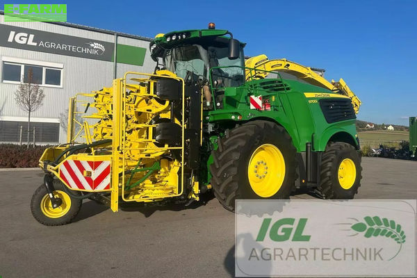 John Deere 9700 Self propelled forage harvester €325,000