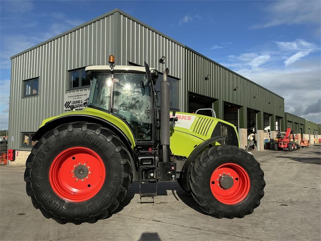 Claas Axion 850 Tractor €24,500