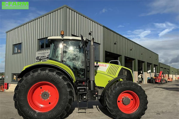 Claas Axion 850 Tractor €24,500