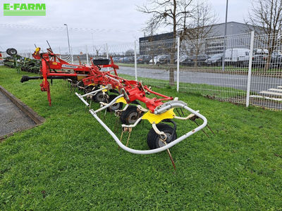 E-FARM: Pöttinger Hit 8.81 - Tedder - id QVXQXHB - €7,800 - Year of construction: 2017 - France