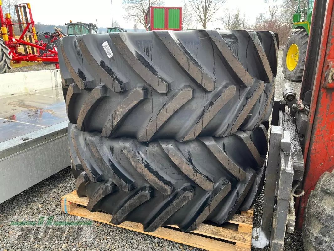 MICHELIN vf 710/60 r42 axiobib Wheel and track €6,900