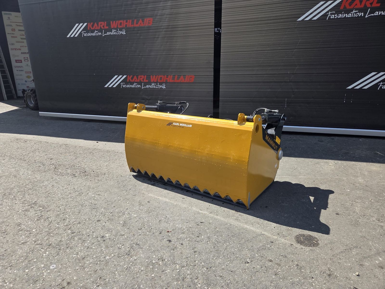 MAMMUT sb 195 m Silage cutter and feeder €6,500