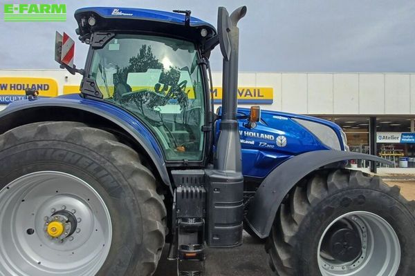 New Holland T7.300 Tractor €145,000