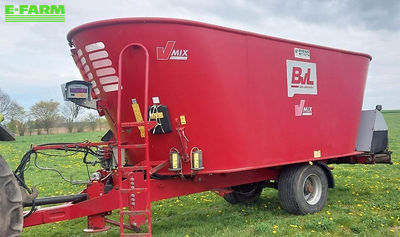 E-FARM: BVL v-mix plus 22-2s druckluft - Mixer feeder - id JLVG7MR - €18,900 - Year of construction: 2016 - Germany