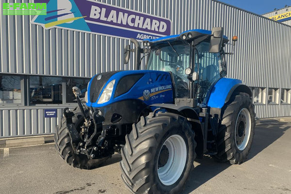 New Holland T7.210 Tractor €84,000