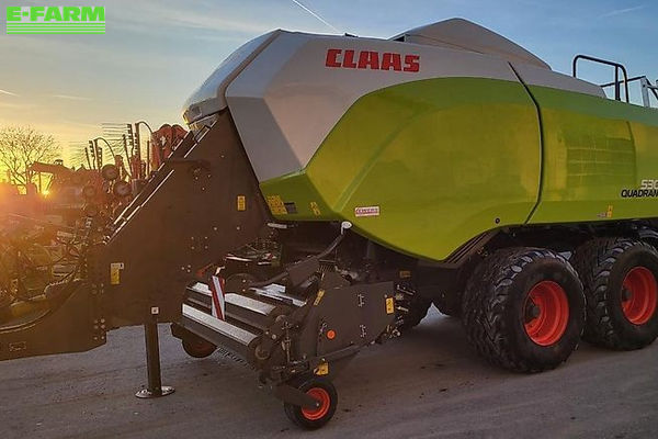 Claas Quadrant 5300 FC Baler €99,900