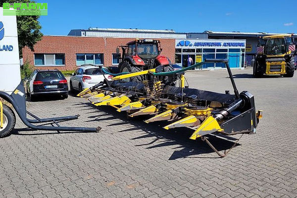 New Holland TJ 375 Header €50,000