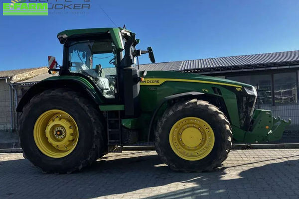 John Deere 8R 370 Tractor €240,000