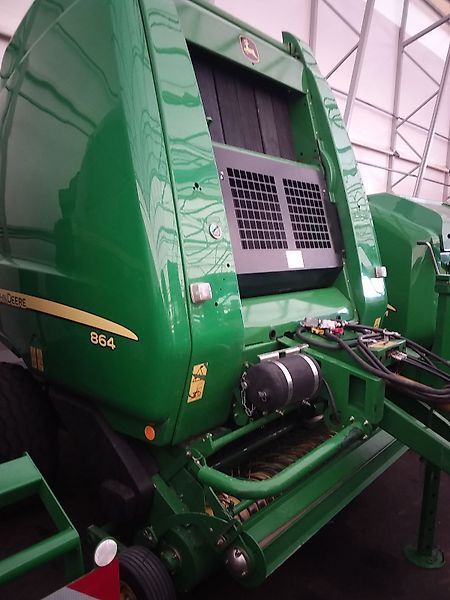 John Deere 864 Ballenpresse 32.655 €
