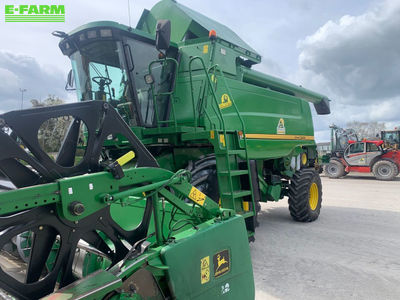 E-FARM: John Deere 9780 CTS HM - Combine harvester - id G8XCU7K - €55,000 - Year of construction: 2001 - Engine hours: 5,200,Engine power (HP): 304,France