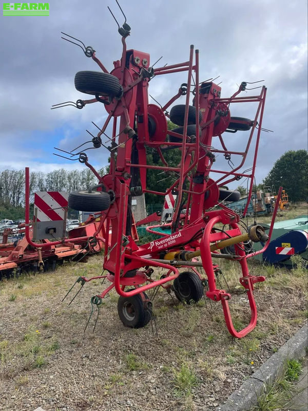 Kverneland faneuse kv8090 . kverneland Tedder €5,900