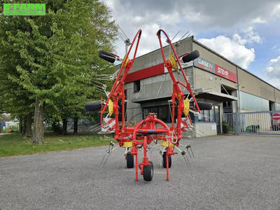 E-FARM: Pöttinger Hit 690 NZ - Tedder - id B5GF1QU - €6,380 - Year of construction: 2013 - Germany
