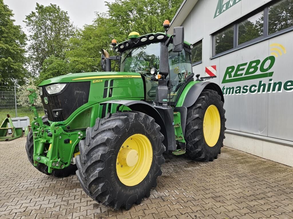 John Deere 6250 R Tractor €108,000