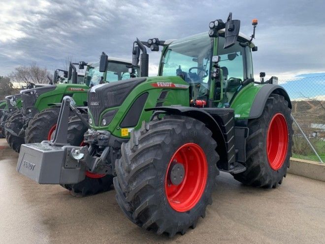 Fendt 722 Vario Tractor €186,104