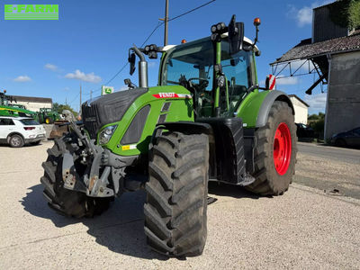 E-FARM: Fendt 720 Vario - Tractor - id YEYXX8D - €160,000 - Year of construction: 2025 - Engine hours: 1,960,Engine power (HP): 200,France
