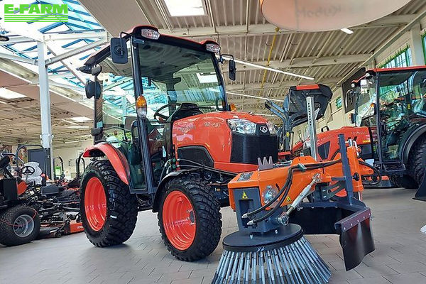 Kubota b2-231 h cab Tractor €27,850