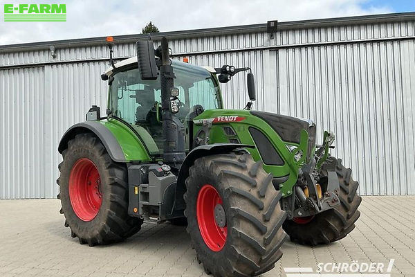 Fendt 724 Vario Profi Plus Tractor €136,885