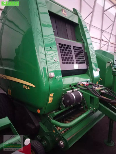 E-FARM: John Deere 864 - Ballenpresse - id CYKGAGZ - 32.655 € - Baujahr: 2016 - Österreich