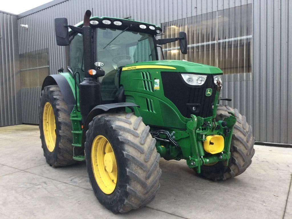 John Deere 6175 R Tractor €128,800