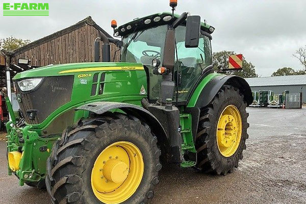 John Deere 6250 R Tractor €107,639
