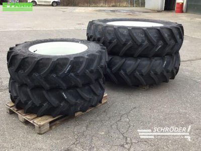 E-FARM: Mitas 2x 340/85 r28 / 2x 420/85 r38 - Wheel and track - id 6H9FYID - €6,500 - Year of construction: 2023 - Germany