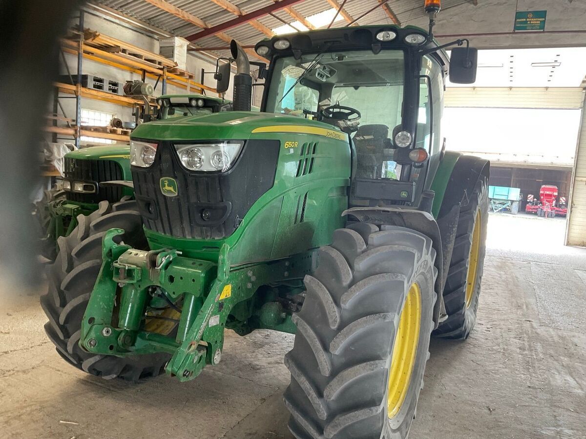 John Deere 6150 R Tractor €79,500
