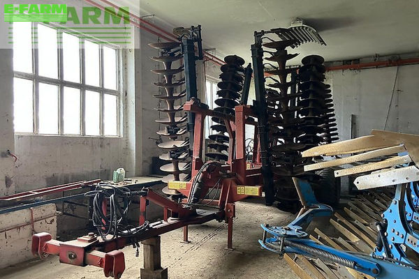 GREGOIRE BESSON xrv 668 56 Disc harrow €13,000