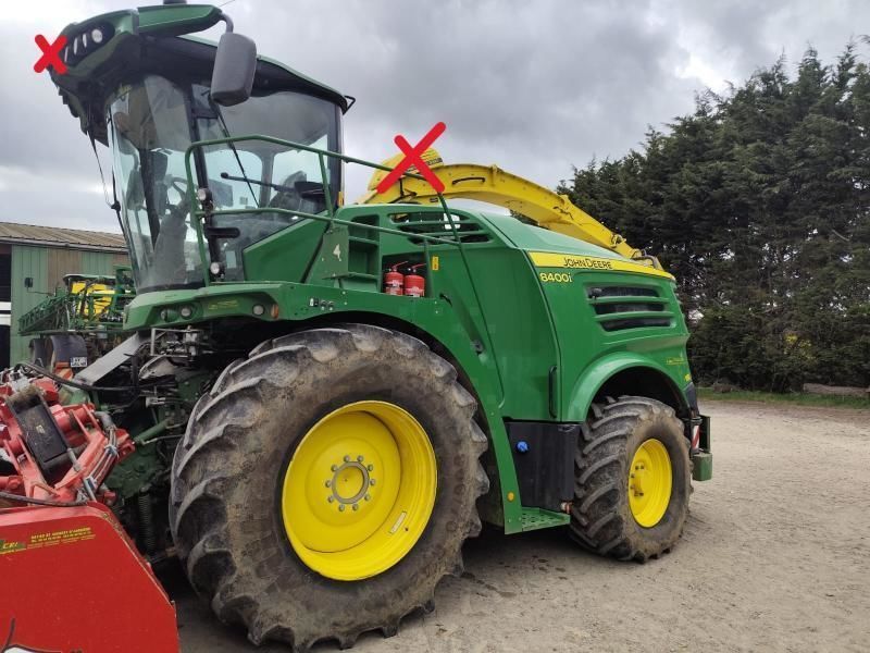 John Deere 8400 Самоходный кормоуборочный комбайн 169 000 €