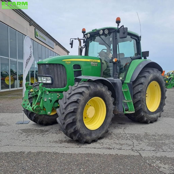 John Deere 7530 Premium Tractor €43,000