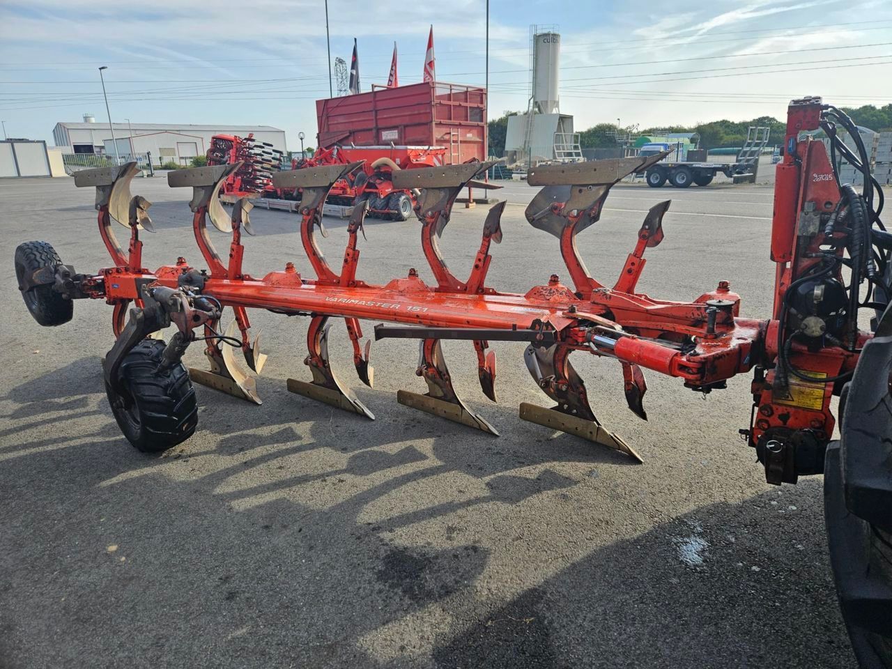 Kuhn varimaster 151 nsh Plough €10,000