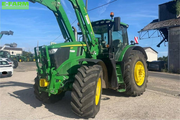 John Deere 6R 215 Tractor €145,000
