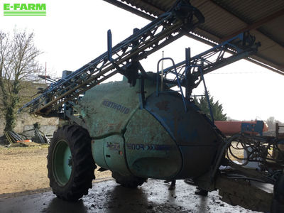 E-FARM: Berthoud tenor 35-37 - Pulvérisateur - id BBXY6PQ - 18 000 € - Année: 2009 - France