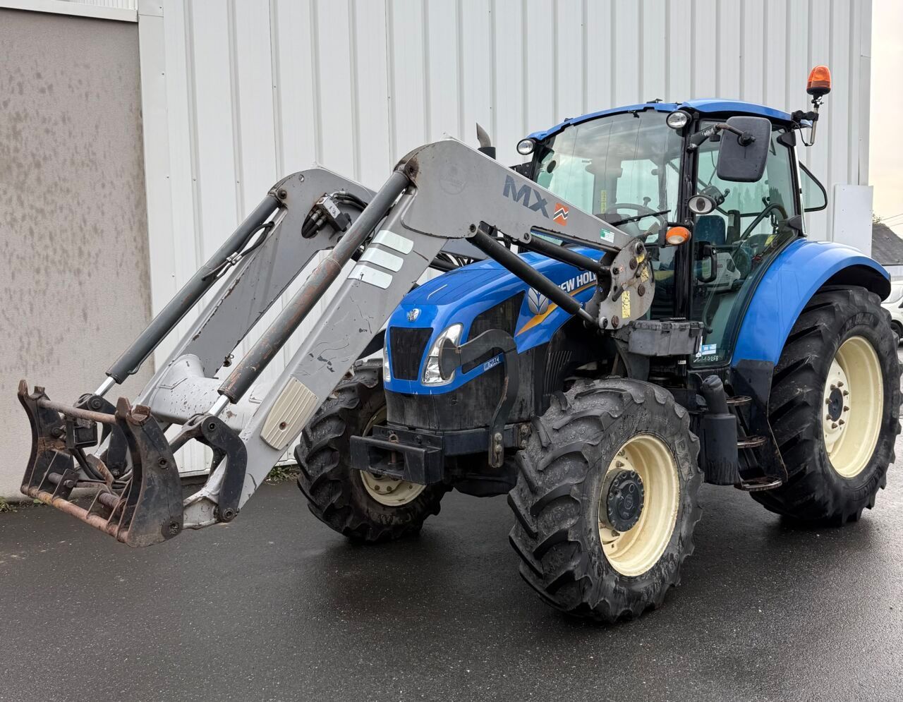 New Holland T5.95 Τρακτέρ 31.200 €