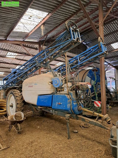 E-FARM: Evrard meteor 3400 - Pulvérisateur - id CHFKUFD - 9 900 € - Année: 2009 - France