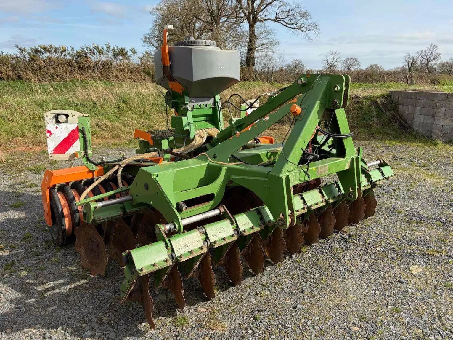 Amazone déchaumeur catros 3m amazone Cultivator €11,000