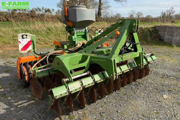 Amazone déchaumeur catros 3m amazone Cultivator €11,000