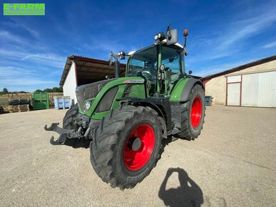 E-FARM: Fendt 514 Vario - Tractor - id F5R8PBJ - €69,000 - Year of construction: 2015 - Engine hours: 5,000,Engine power (HP): 145,France