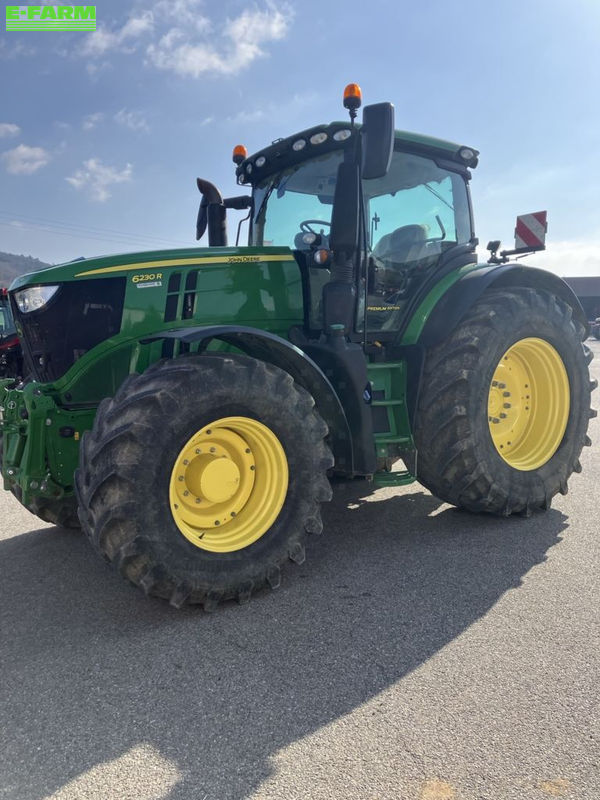 John Deere 6230 R Tractor €135,000