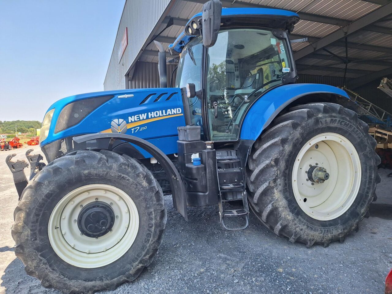 New Holland T7.210 Tractor €68,000