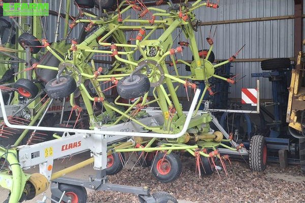 Claas Volto 1300 T Tedder €20,724