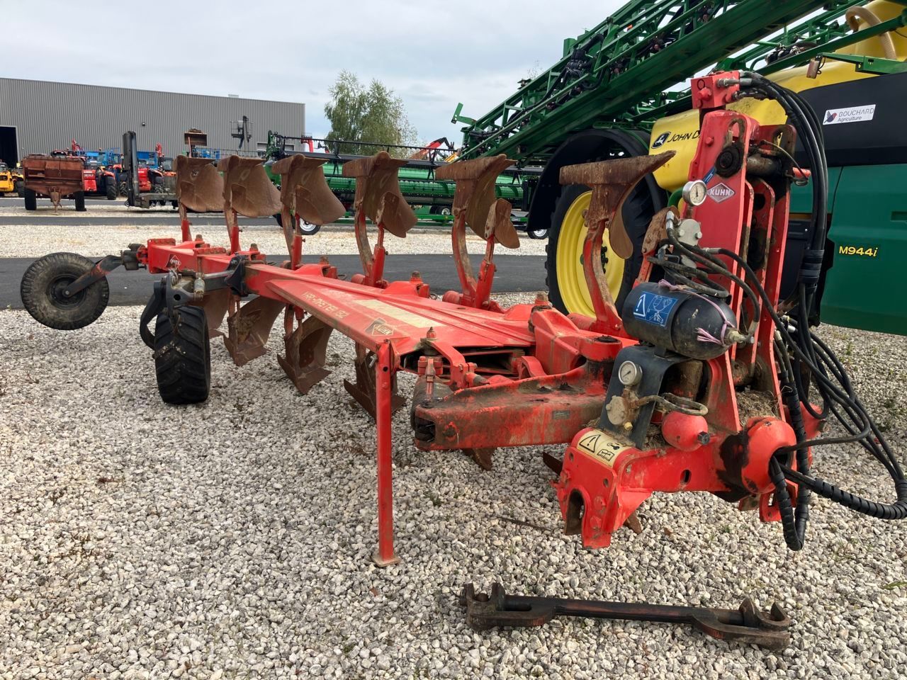 Kuhn Vari-Master 182 NSH 6 Plough €14,500